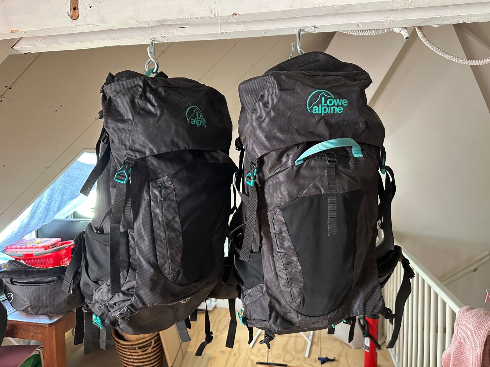 2 Lowe Alpine backpacks, 1x gebruikt, incl 2 flightbags, Ophalen of Verzenden, Zo goed als nieuw, Rugzak