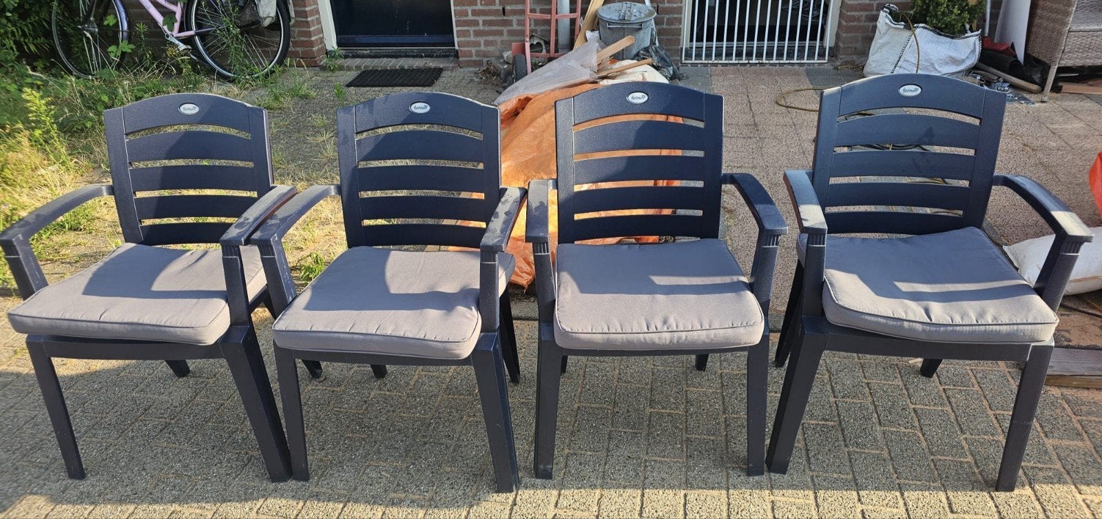 4 Hartman tuinstoelen met kussens, Ophalen, Gebruikt, Kunststof, Stapelbaar