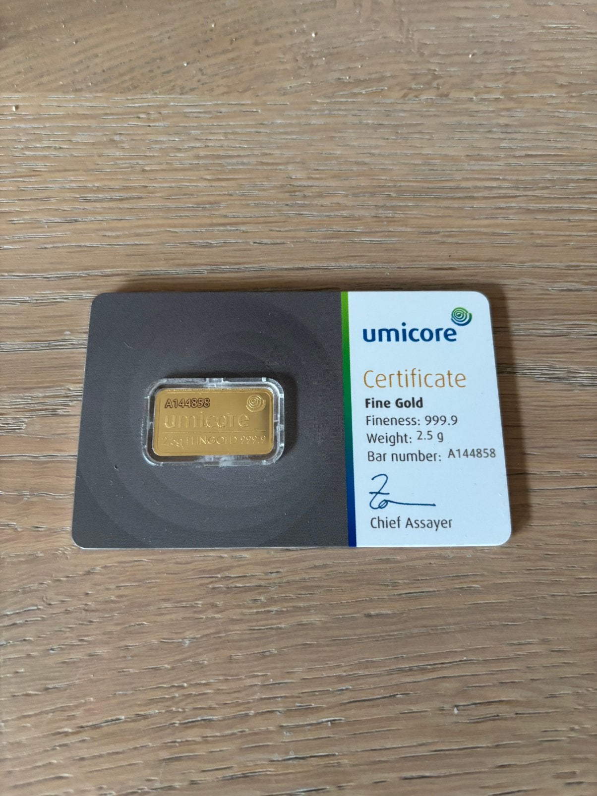 Umicore 2,5 gram goudbaar goudbaartje 999.9, Ophalen, Goud