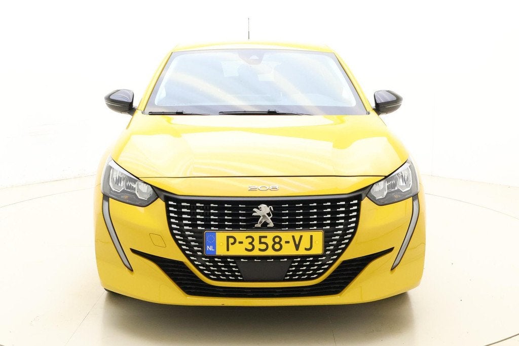 Peugeot 208 1.2 PureTech Allure Pack 100 PK | Handgeschakeld, Voorwielaandrijving, 101 pk, Gebruikt, Euro 6