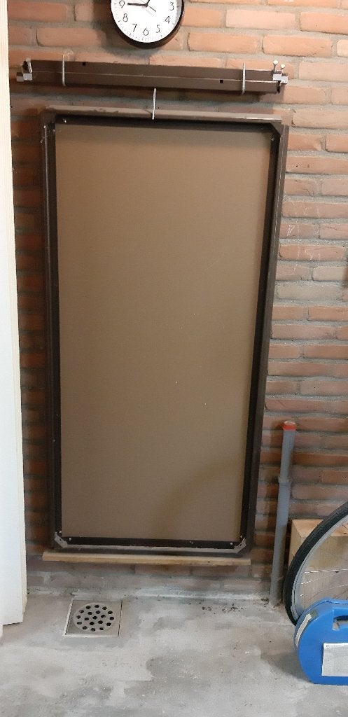 Tafel stalen frame en poten volkunststof blad, Ophalen, Demontabel, Gebruikt, 150 cm