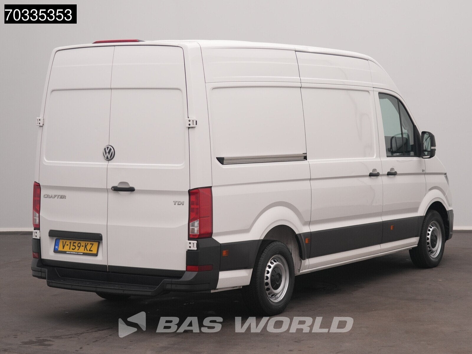 Volkswagen Crafter 102pk L3H3 Koelwagen Airco Navi Parkeerse, Stof, Gebruikt, Euro 6, 4 cilinders