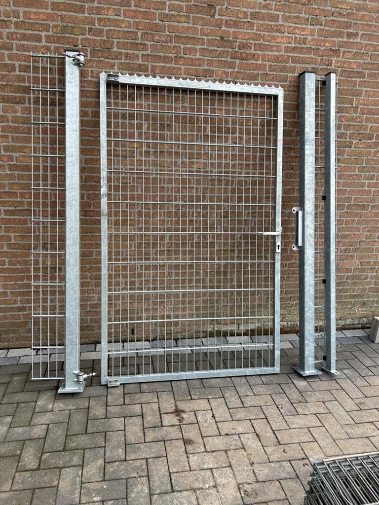 Dubbelstaafmat 868 hekwerk poort 200x120, Ophalen, Met poort, Dubbelstaafmat hekwerk, Zo goed als nieuw
