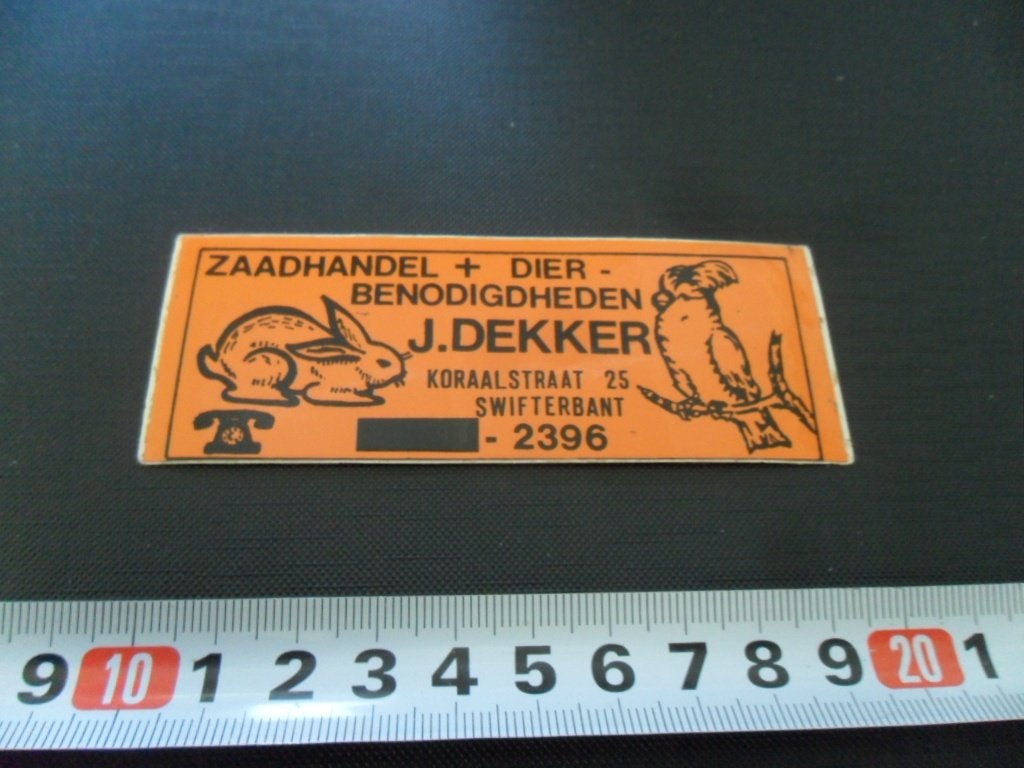 sticker Swifterband J. DEKKER zaadhandel + dier benodigdhede, Ophalen, Zo goed als nieuw