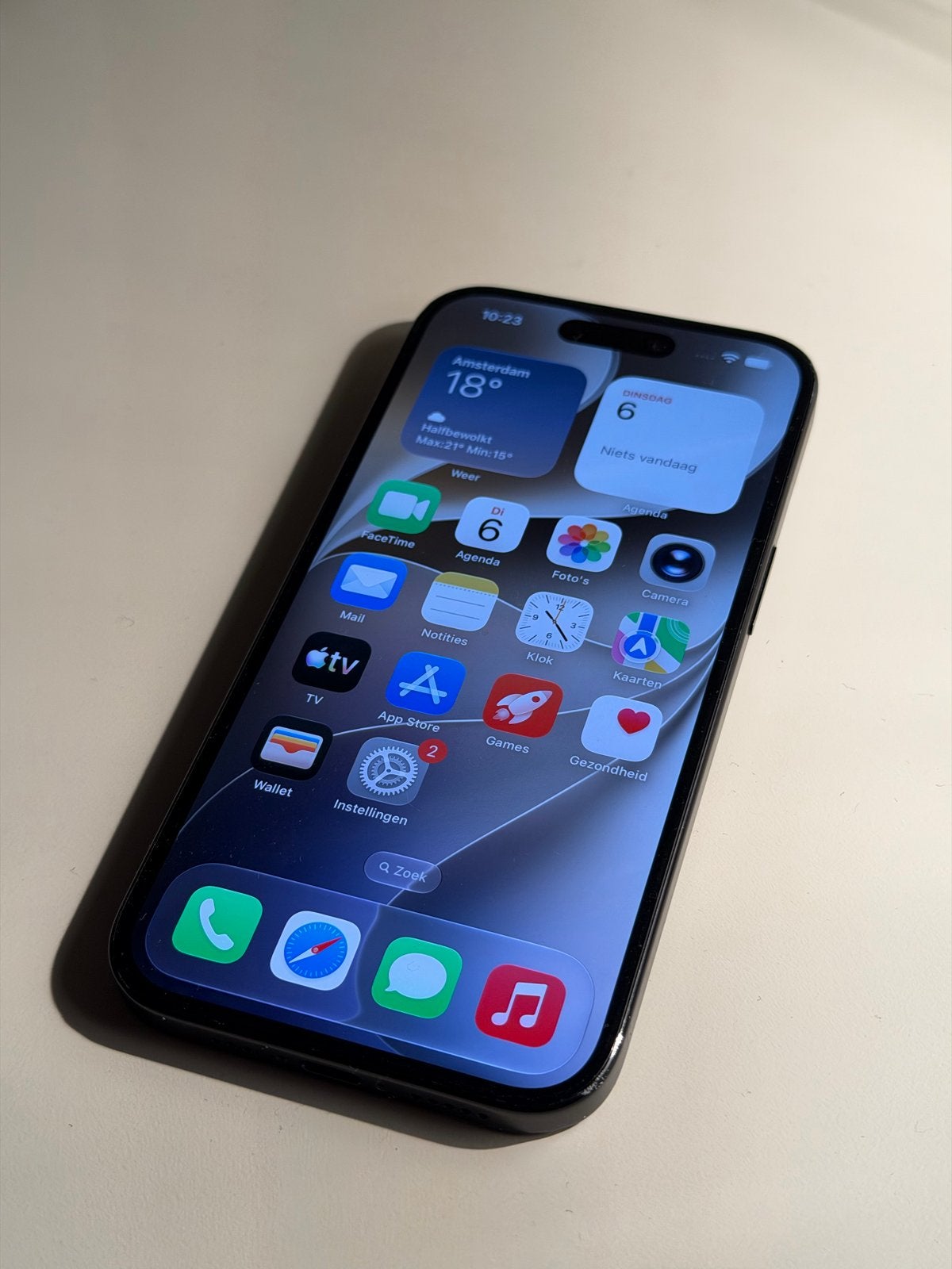 iPhone 15 128GB
