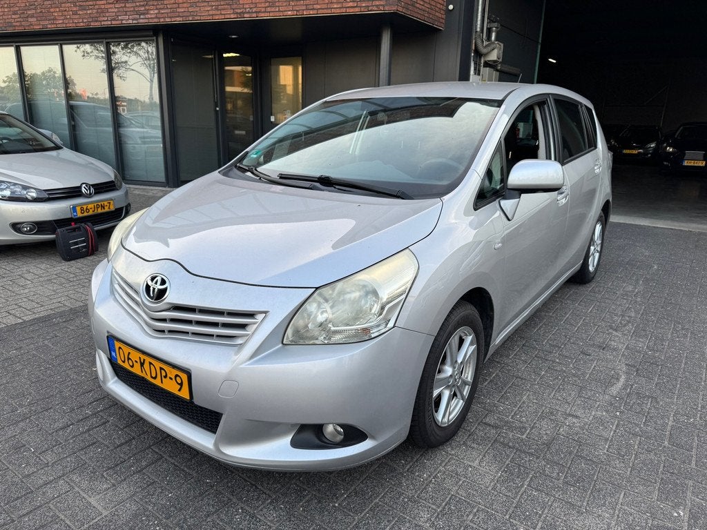 Toyota Verso 1.6 VVT-i Dynamic CAMERA CRUISE CLIMA ORIG NL N, Auto's, Voorwielaandrijving, Gebruikt, 4 cilinders, 132 pk