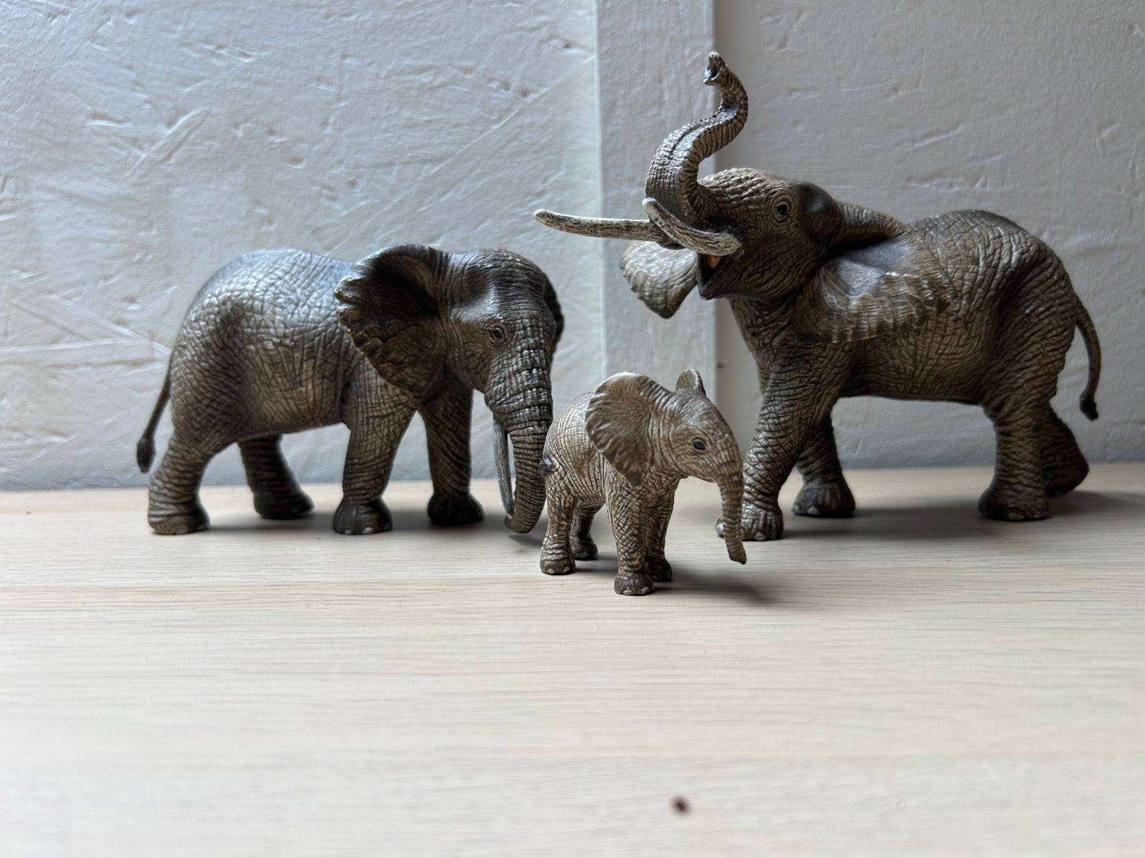 Schleich olifanten, Ophalen of Verzenden, Zo goed als nieuw, Paard, Beeldje of Figuurtje
