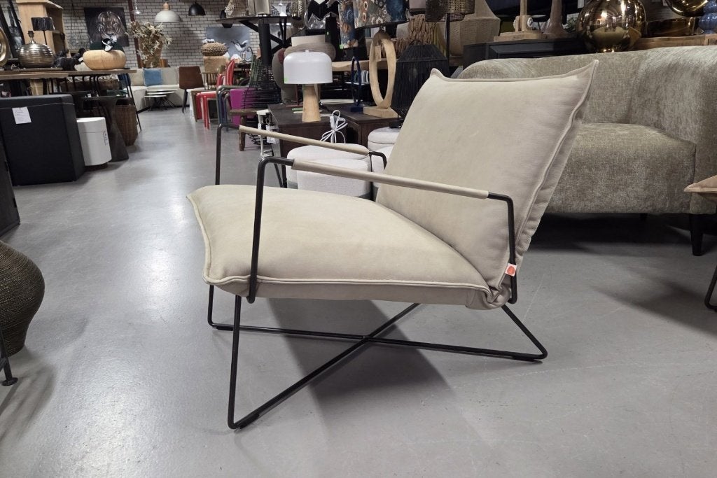 Luxe fauteul EARL Jess Design metaal & leer Sera Ivory, Huis en Inrichting, Ophalen, 75 tot 100 cm, Zo goed als nieuw, 75 tot 100 cm