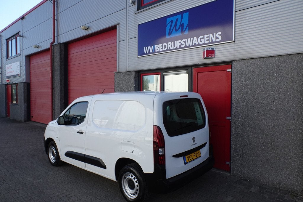 Peugeot Partner 1.5 BlueHDI Premium met achterklep airco, Auto's, Voorwielaandrijving, Stof, 4 cilinders, Wit