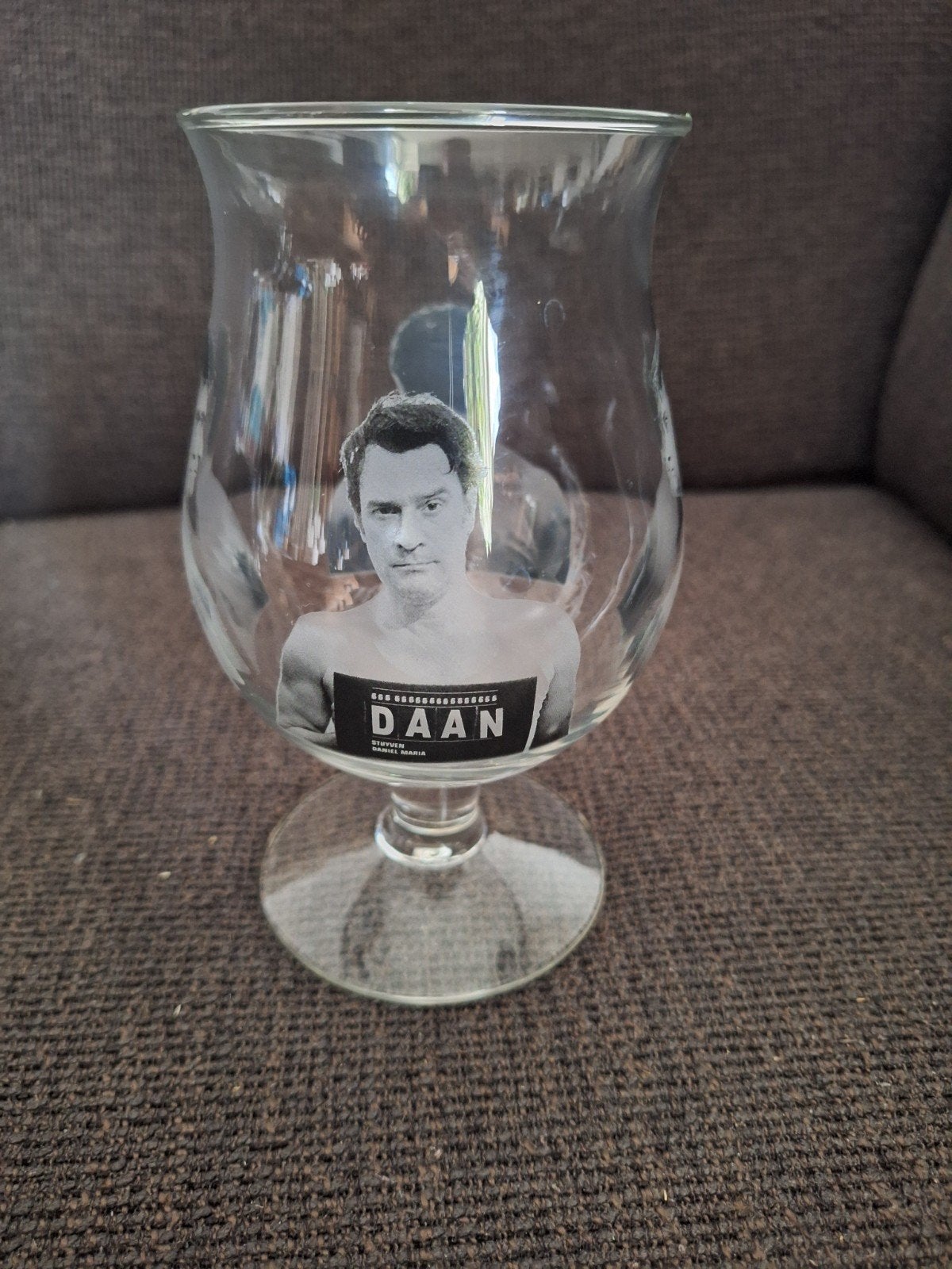 ÐUVEL Daan glas, Ophalen of Verzenden, Zo goed als nieuw, Borrel- of Shotglas