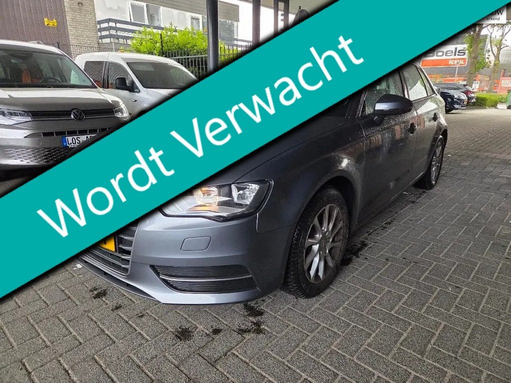 Audi A3 Sportback 1.2 TFSI 110pk Sport Clima Navi PDC Trekha, Voorwielaandrijving, Stof, Gebruikt, Euro 6