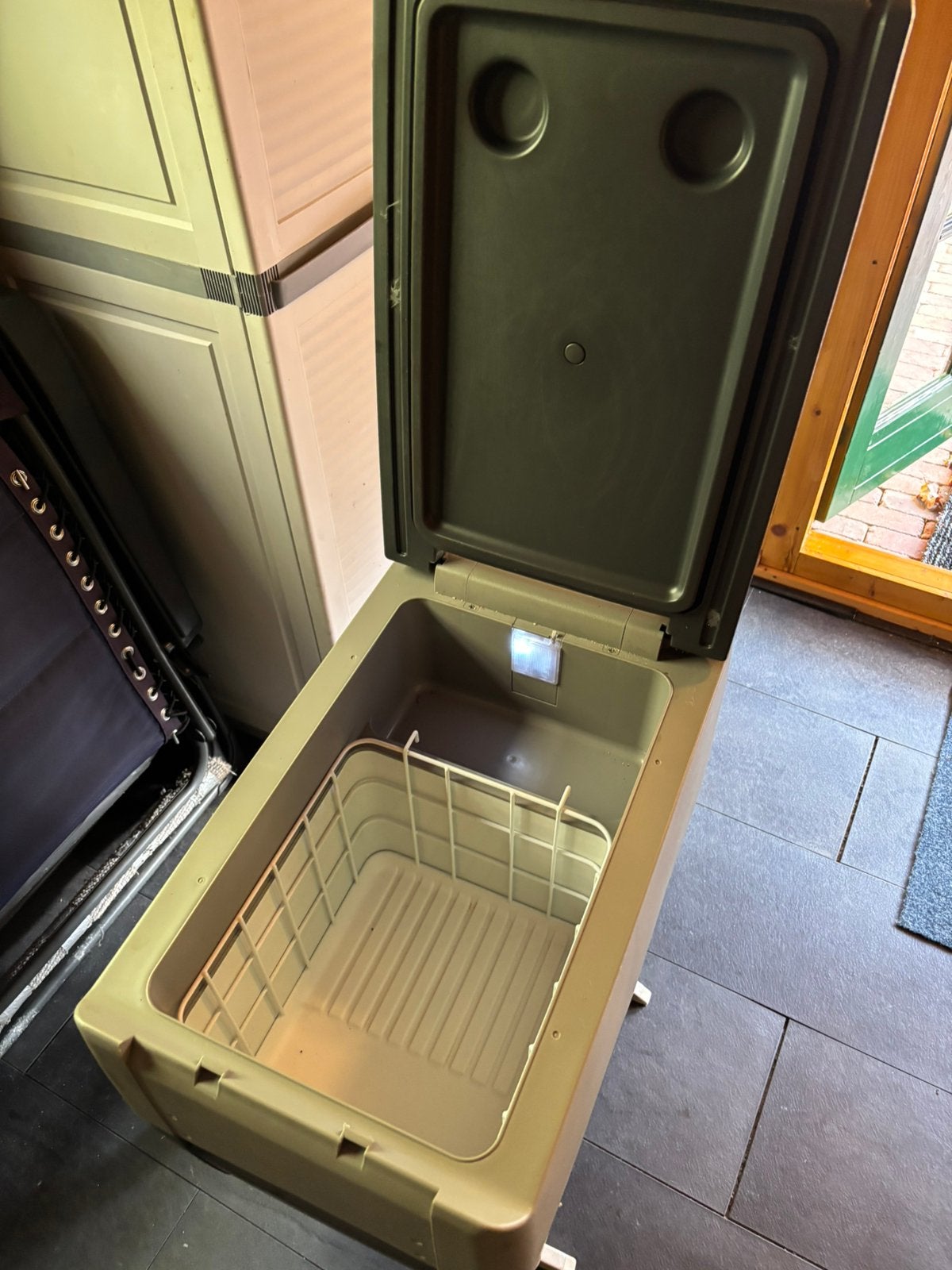 WEACO  CF35-AC. 31Ltr., Caravans en Kamperen, Ophalen, Gebruikt, Koelbox, Compressor