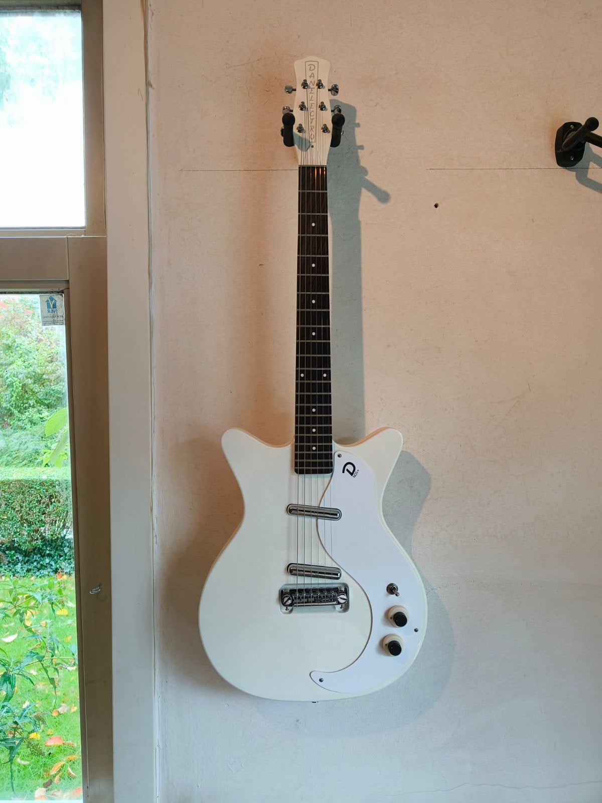 Danelectro '59 Divine White, Ophalen, Gebruikt, Solid body, Overige merken