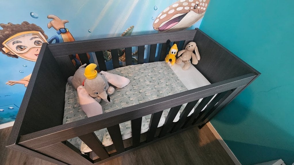Complete babykamer + matras + wandrek – zeer netjes, Kinderen en Baby's, Kinderkamer | Complete kinderkamers, Ophalen, Zo goed als nieuw