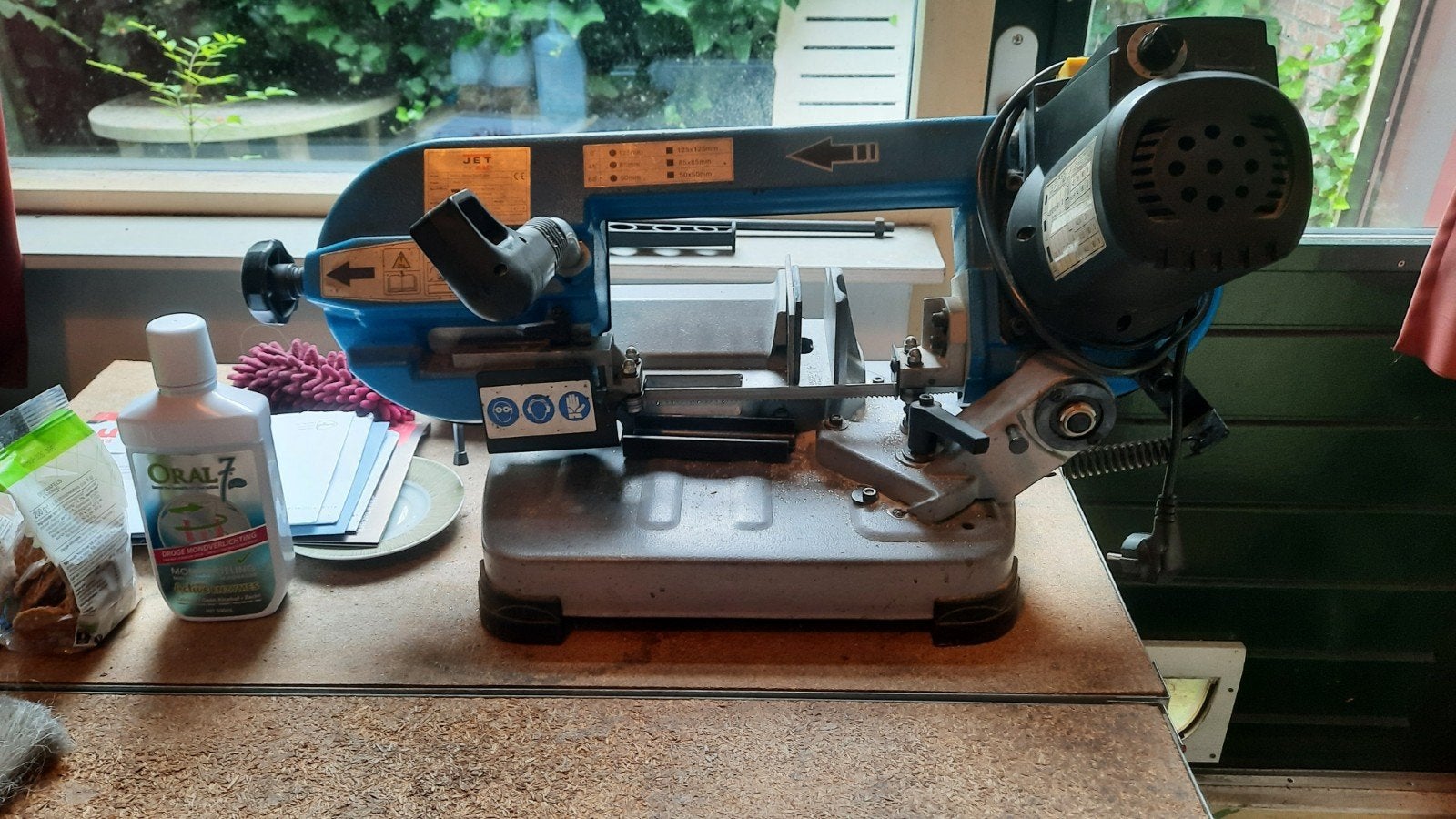 Gebruikte lintzaagmachine voor metaalbewerking, Gebruikt, Onbekend, 70 mm of meer, 600 tot 1200 watt