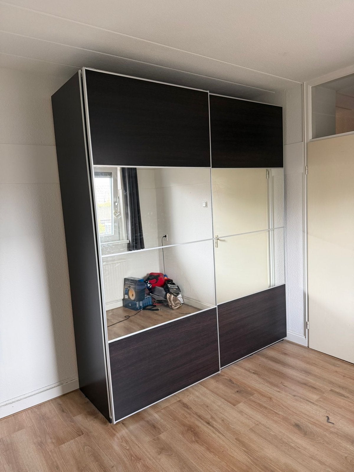 IKEA PAX Kledingkast met schuifdeuren en spiegel, Ophalen, Met plank(en), 200 cm of meer, 150 tot 200 cm