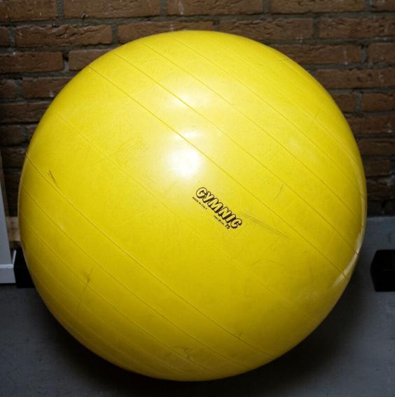 Gymnic oefenbal fitnessbal geel 75 cm, Ophalen of Verzenden, Gebruikt, Fitnessbal