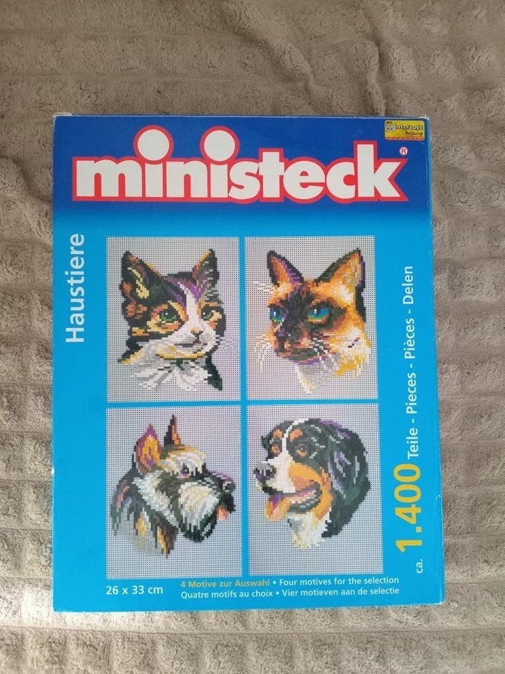 Ministeck Haustiere Katten & Honden 1400 Delen, Hobby en Vrije tijd, Ministeck, Ophalen of Verzenden, Zo goed als nieuw, Box-set