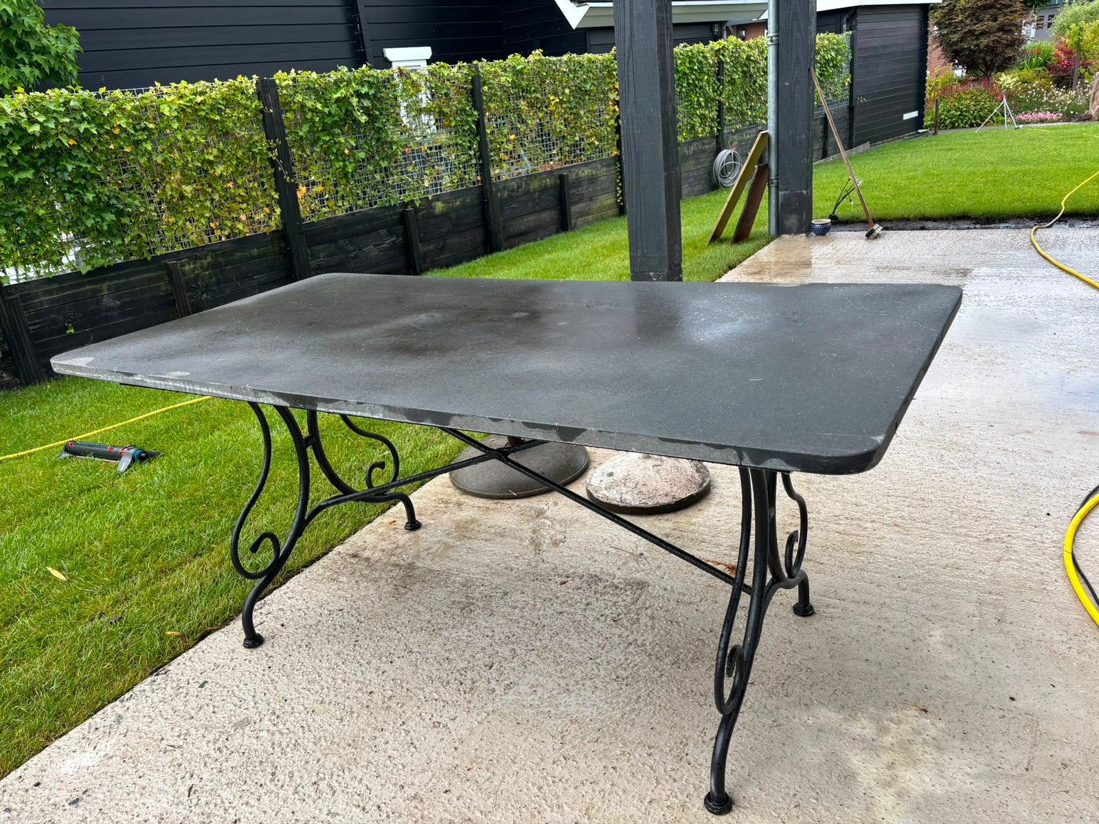 Franse natuurstenen tuintafel, Ophalen, Zo goed als nieuw, Rechthoekig, Overige materialen