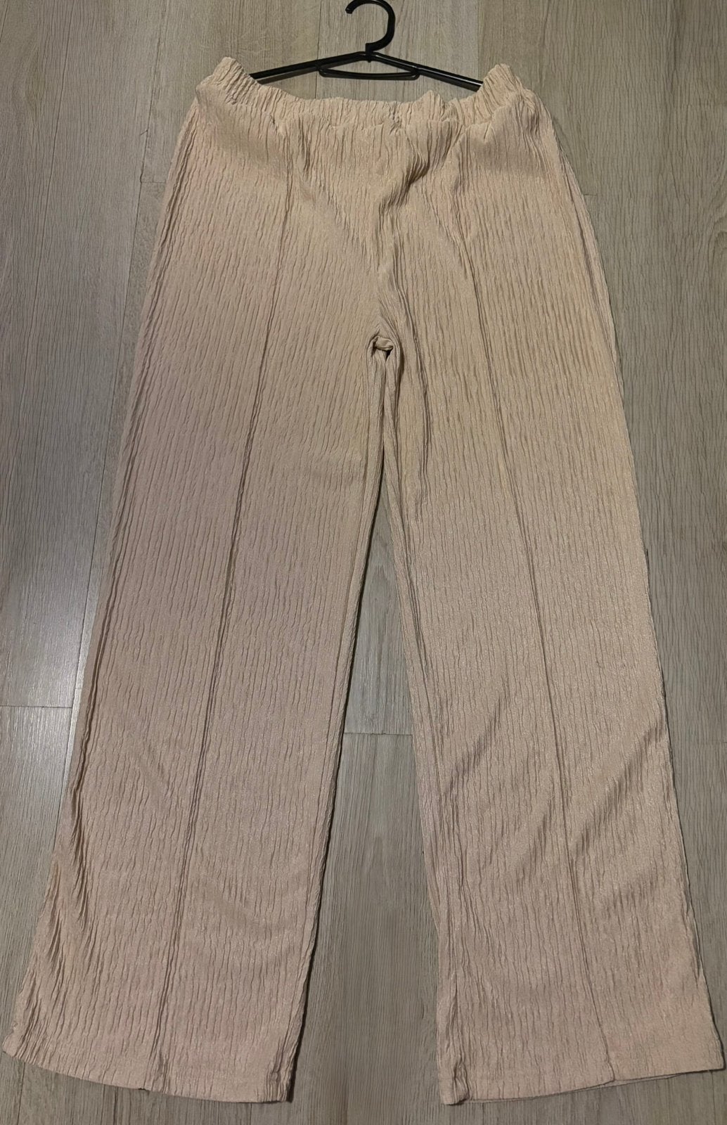 Dames pak, Kleding | Dames, Jasjes, Kostuums en Pakken, Maat 38/40 (M), Kostuum of Pak, Verzenden, Beige