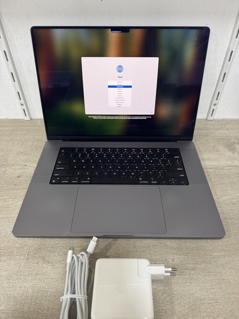 Macbook Pro 16" 2021 M1 Pro 16GB+512GB SpaceGray IncGarantie, MacBook Pro, Gebruikt, 512 GB, 1 Apple Park Way in Cupertino