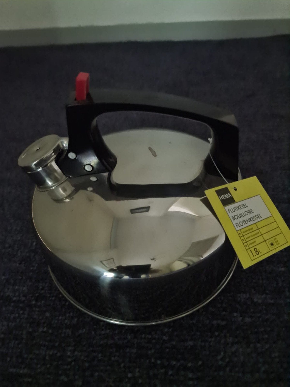 Hema Fluitketel - Roestvrij staal 1.8L, Theepot/fluitketel, Ophalen of Verzenden, Metaal, Overige merken