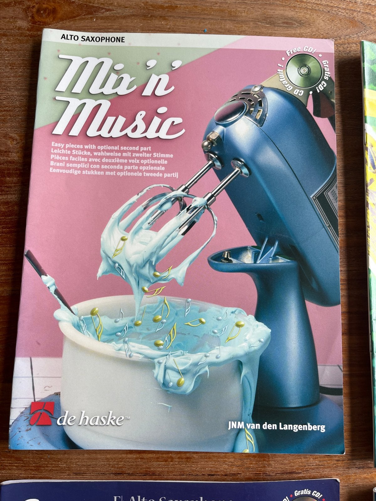 Mix 'n Music - Altsaxofoon muziekboek met CD, Boeken, Ophalen of Verzenden, Gelezen, Instrument