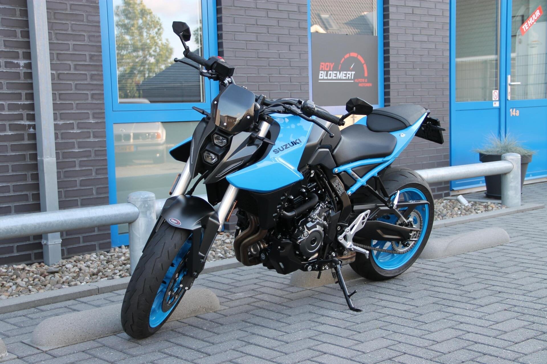 Suzuki GSX-8S 2024 NIEUWSTAAT ZEER COMPLEET! gsx8s, ABS, Suzuki, Bedrijf, Klantenservice@suzuki.nl