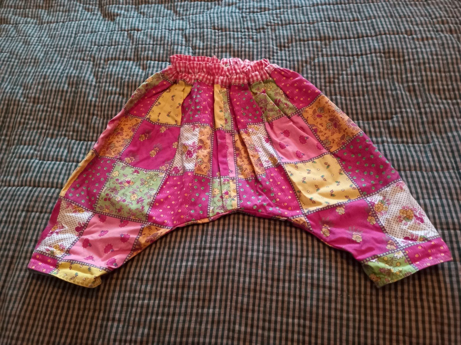 12 stuks baby jas sweater broek mt 56 62 68 nieuw, Kinderen en Baby's, Ophalen of Verzenden, Nieuw, Jongetje of Meisje