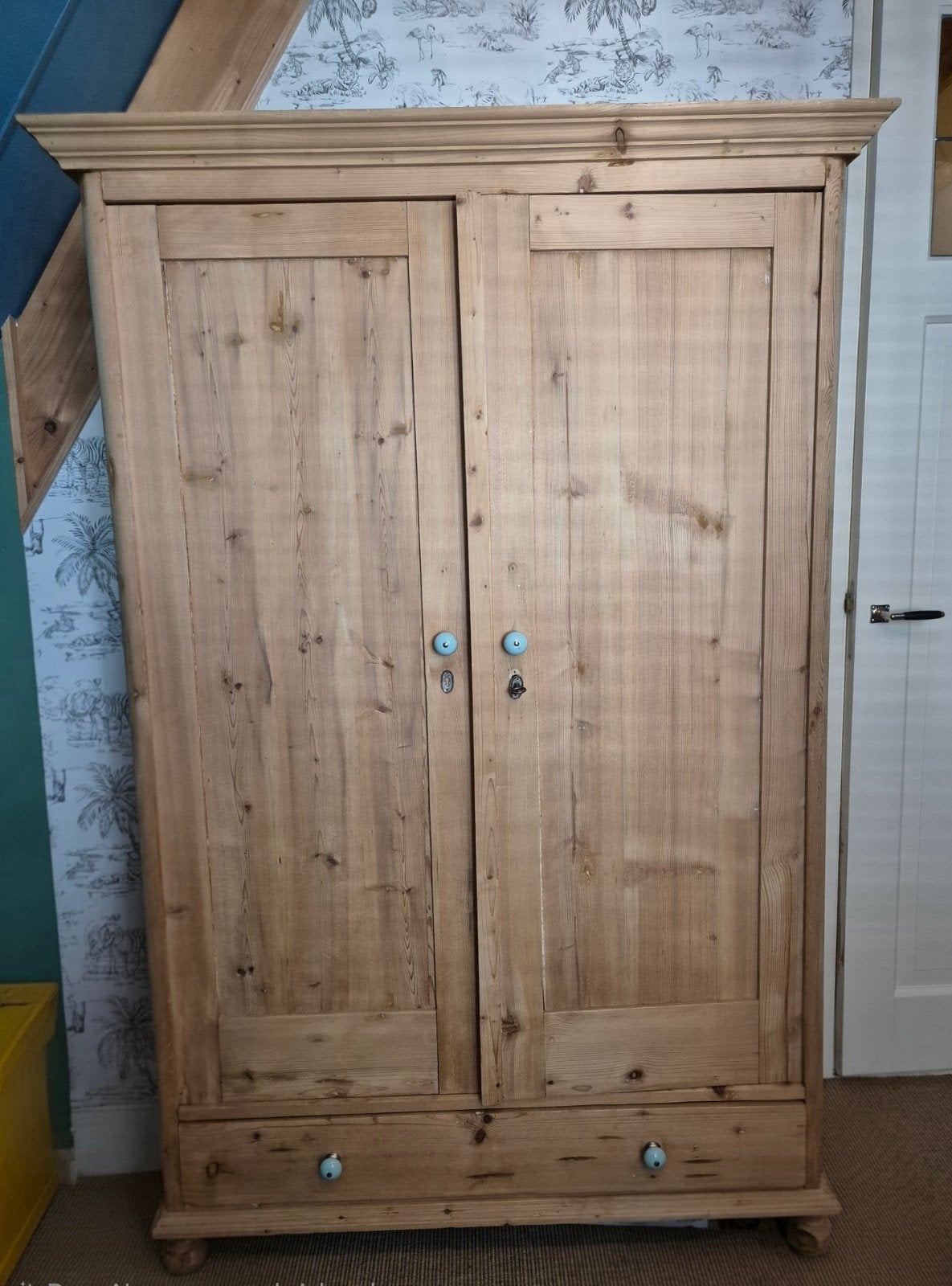 Antiek grenen linnenkast, Ophalen, Gebruikt, Met lade(s), 50 tot 100 cm