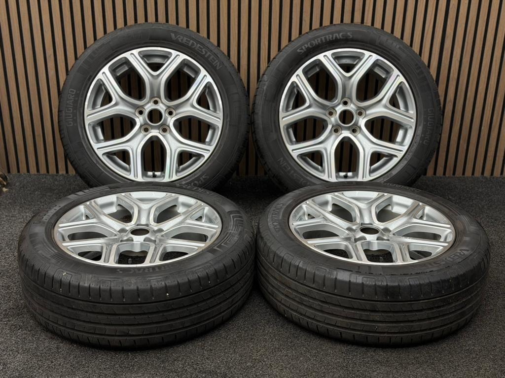 Originele 18 inch Mitsubishi Outlander 5x114.3 Vredestein, Ophalen, 18 inch, ., Banden en Velgen