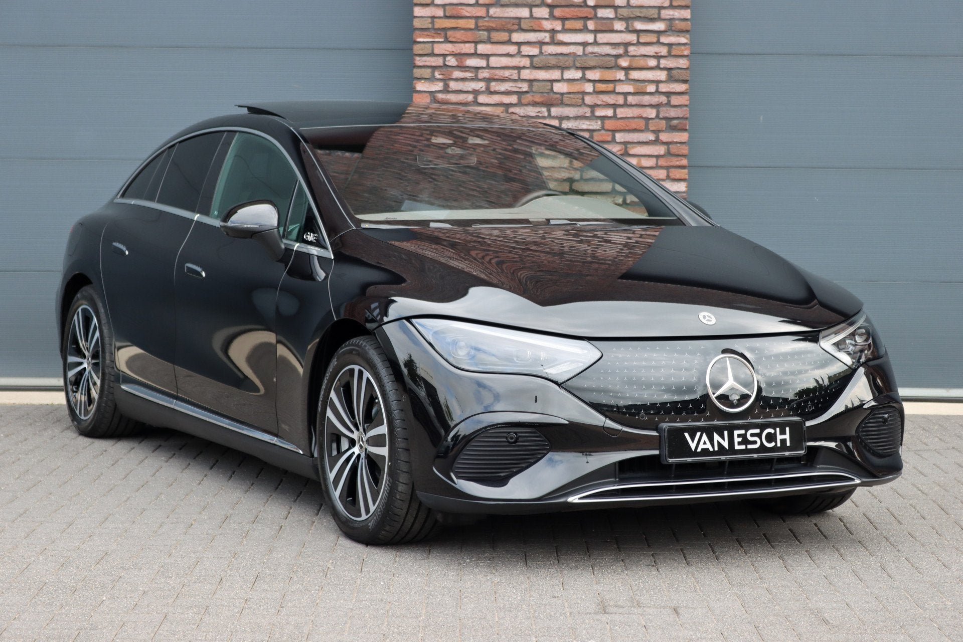 Mercedes-Benz EQE 350+ Business Solution Luxury 96 kWh | Hyp, Auto's, Dealer onderhouden, Achterwielaandrijving, Gebruikt, Zwart