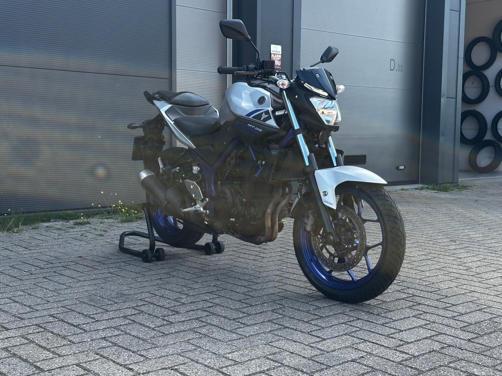 2016 Yamaha MT03 MT 03 MT-03. Nieuwe banden & ketting, Motoren, Motoren | Yamaha, Bedrijf, Naked bike