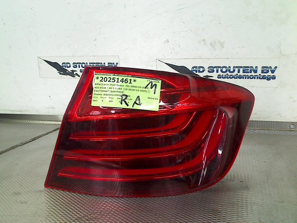 Achterlicht Rechts BMW 5 serie (F10) 2014 084441975r, Gebruikt, Petuelring 130, München 80809, , Duitsland, BMW, Bayerische Motoren Werke AG
