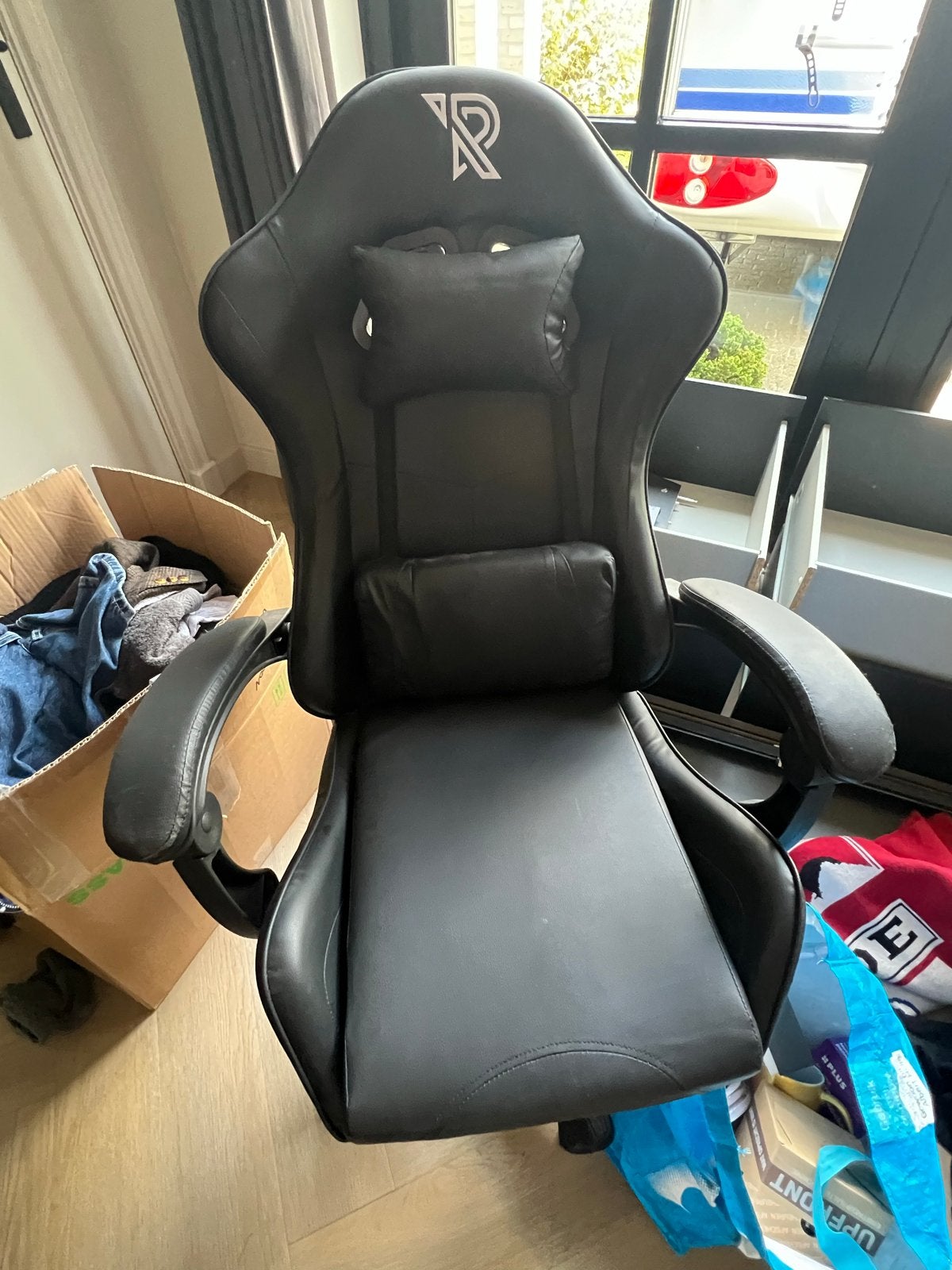 Zwarte Gamestoel, Huis en Inrichting, Stoelen, Ophalen, Kunststof, Zwart, Zo goed als nieuw