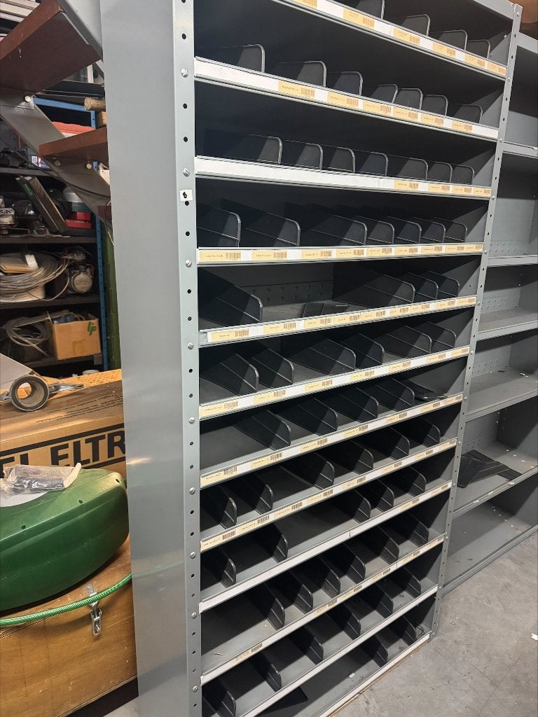 vakkenkasten grijs   TE KOOP    zie omschrijving    vadouden, Ophalen, Gebruikt, 50 tot 100 cm, Minder dan 25 cm