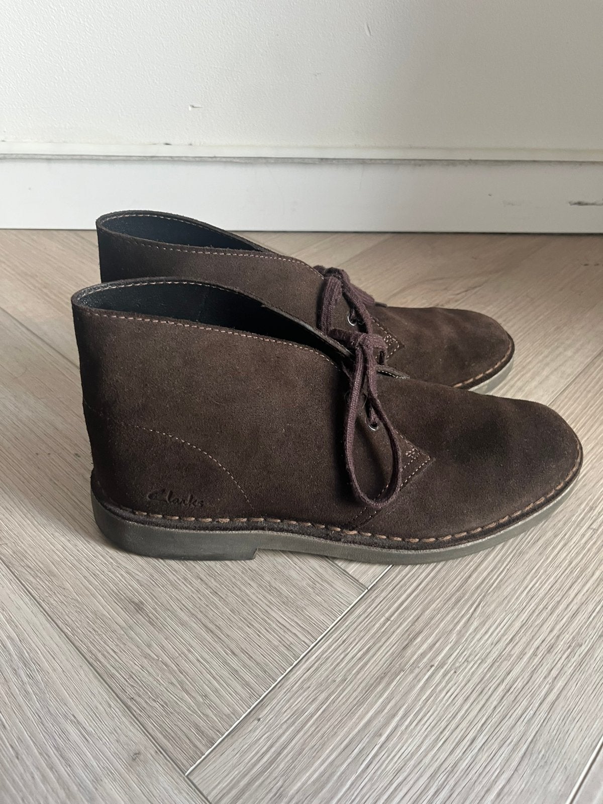 Clarks Desert Boot Donkerbruin maat 40, Kleding | Heren, Ophalen of Verzenden, Zo goed als nieuw, Bruin, Boots