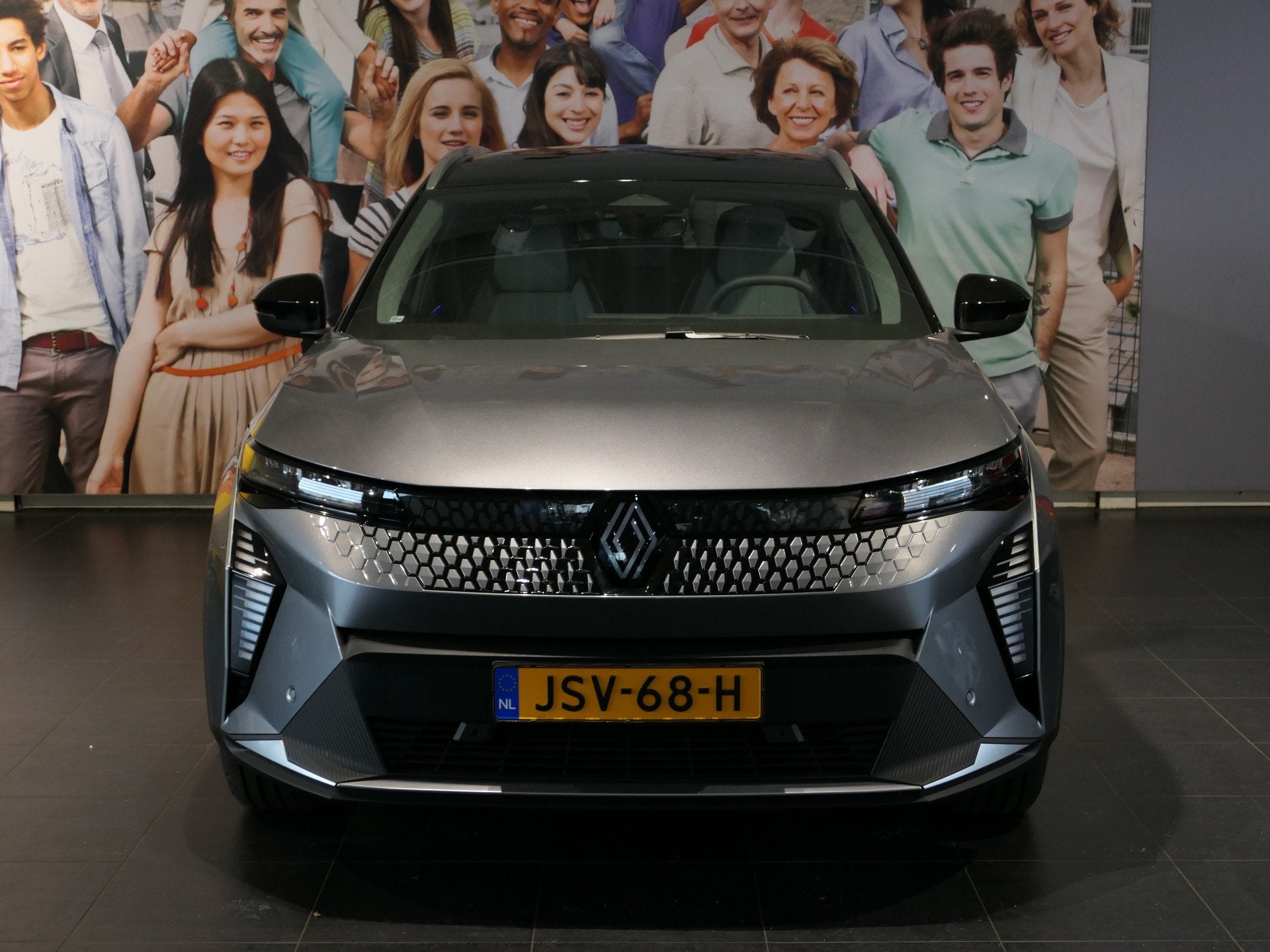Renault Scénic E-Tech EV87 220PK long range techno - Occasi, Auto's, Renault, Gebruikt, Zwart, 474 min, Leder en Stof