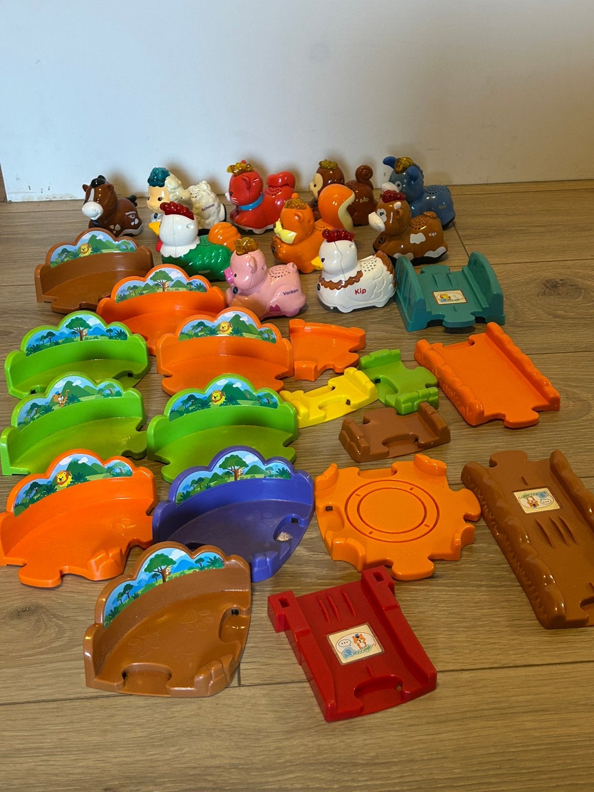 Vtech set zoef zoef dieren 10 stuks en wegdelen 18 delig, Ophalen of Verzenden, Zo goed als nieuw