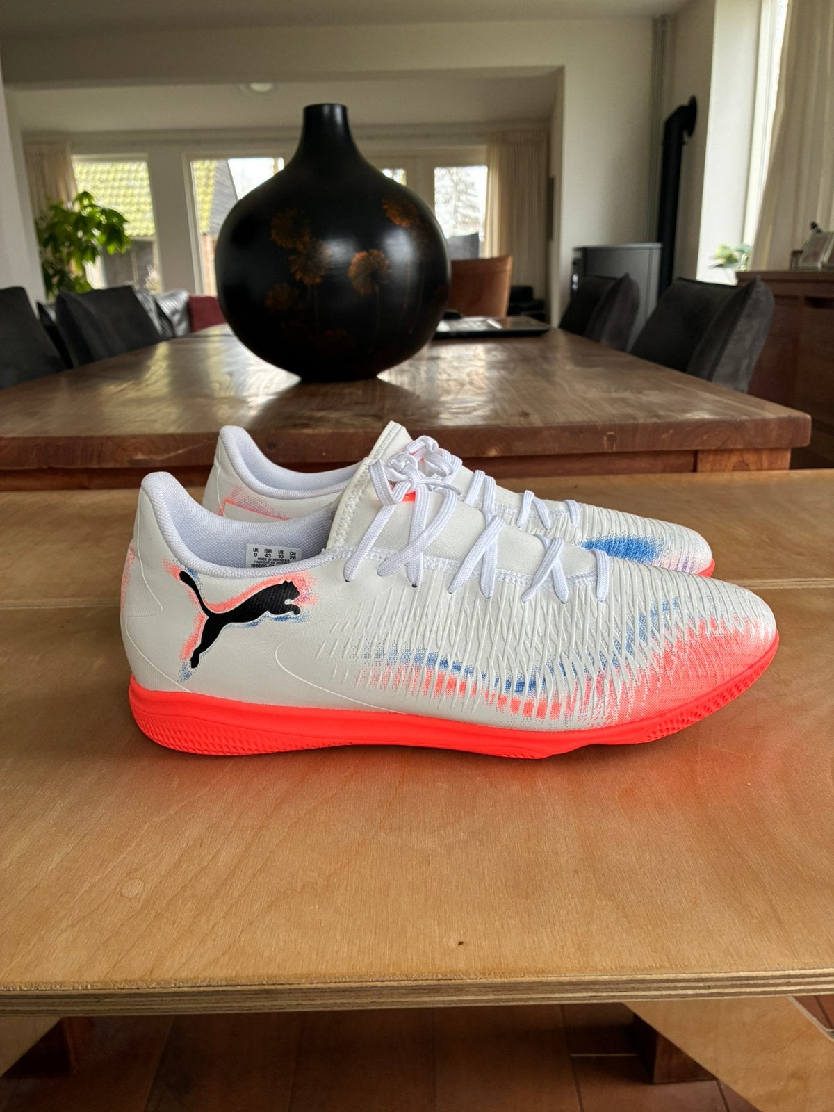 Puma zaalvoetbalschoenen wit maat 43, Ophalen of Verzenden, Zo goed als nieuw, Schoenen