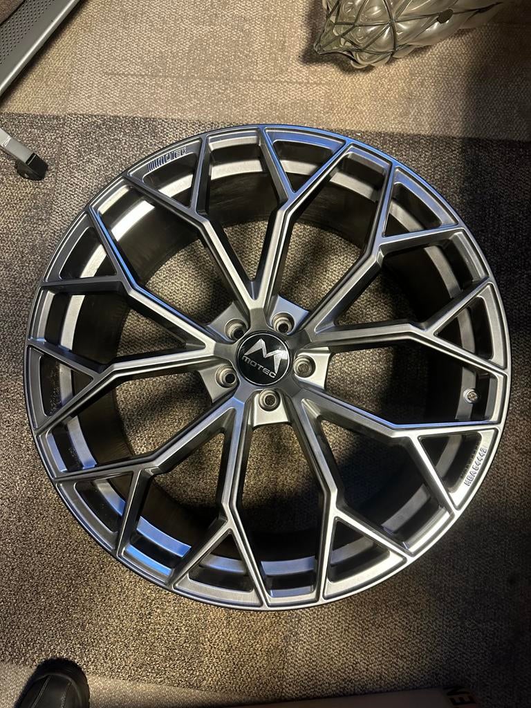 Motec velg 22 inch, Ophalen, Gebruikt