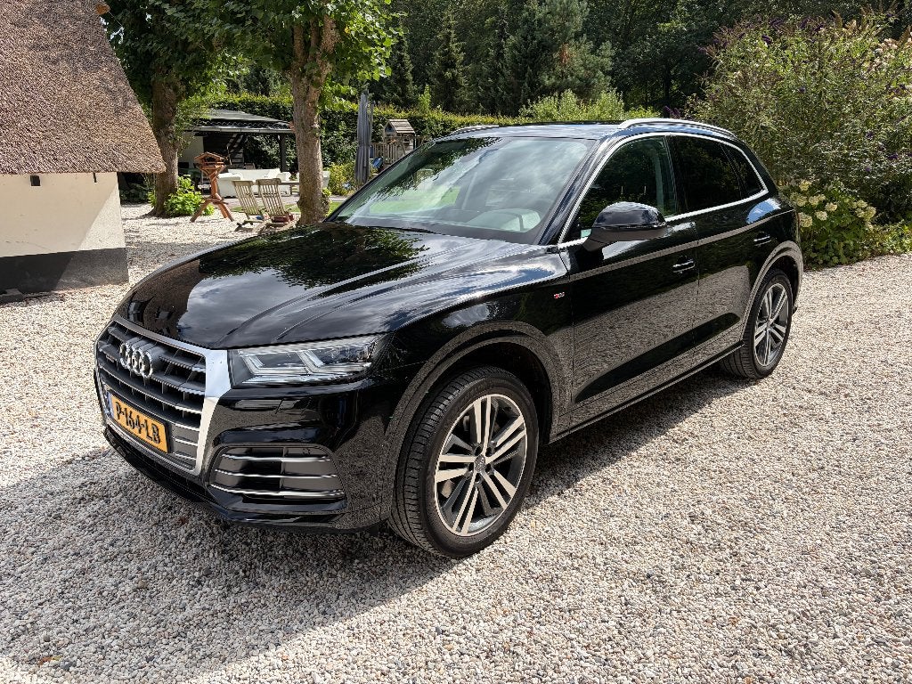 Audi Q5 2.0 Tfsi Quattro 252pk S Tronic 2017 Zwart, Auto's, Audi, Automaat, Stof, 4 cilinders, Zwart