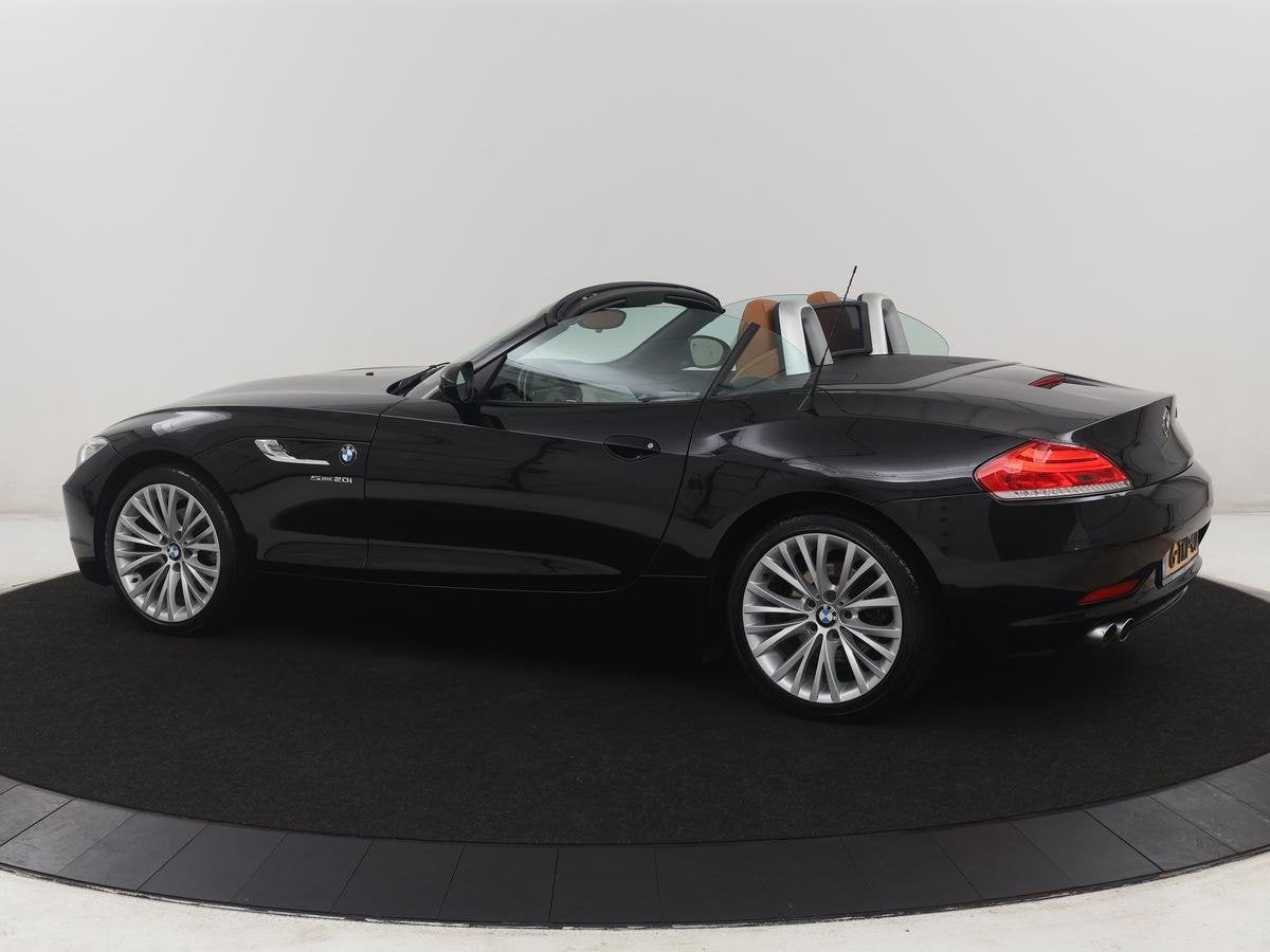 BMW Z4 Roadster sDrive20i Executive | Automaat | Navigatie |, Auto's, Gebruikt, 4 cilinders, Cabriolet, Zwart