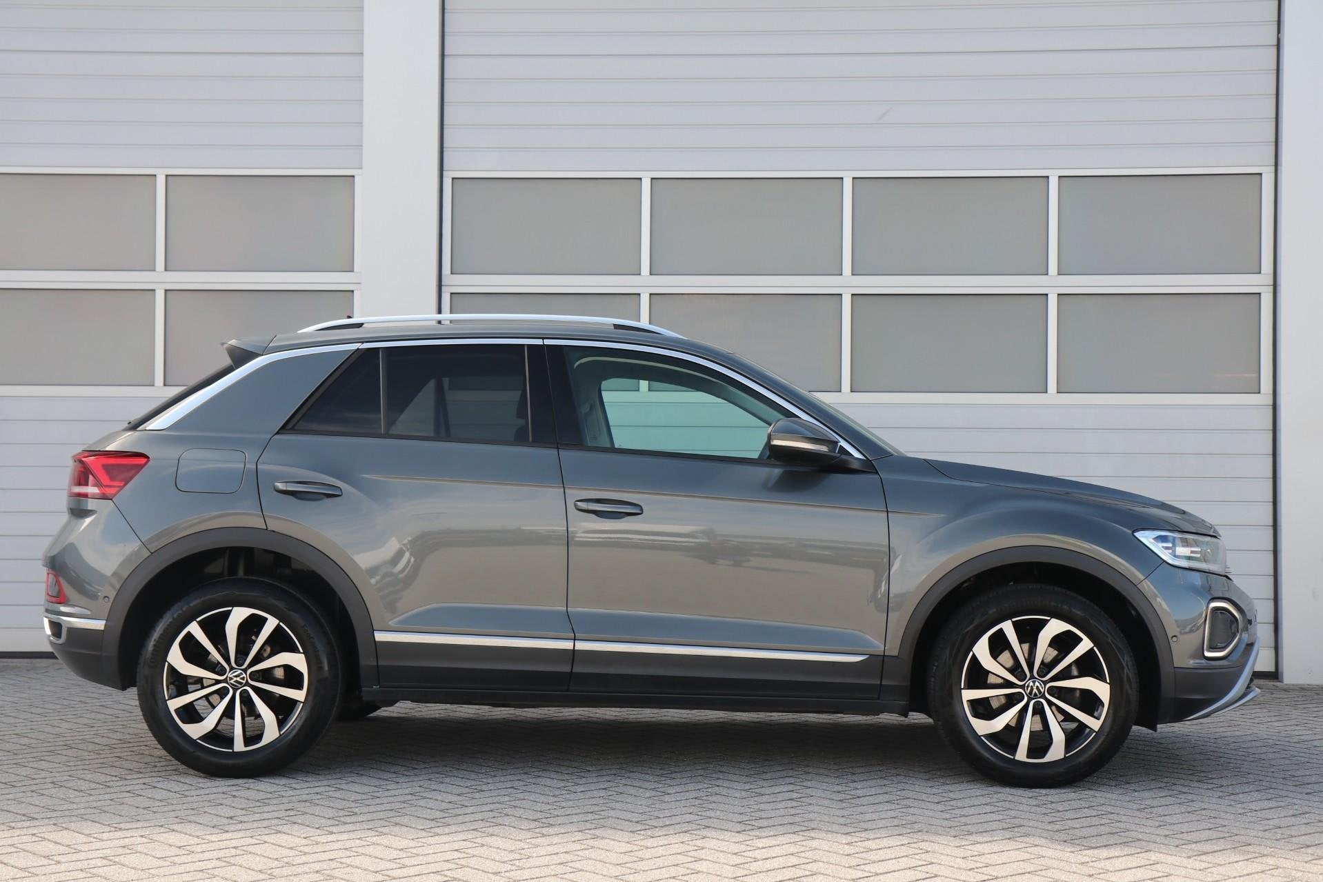 Volkswagen T-Roc 1.0 TSI 110pk Style | Navigatie | App Conne, Voorwielaandrijving, 12 maanden, Gebruikt, Origineel Nederlands