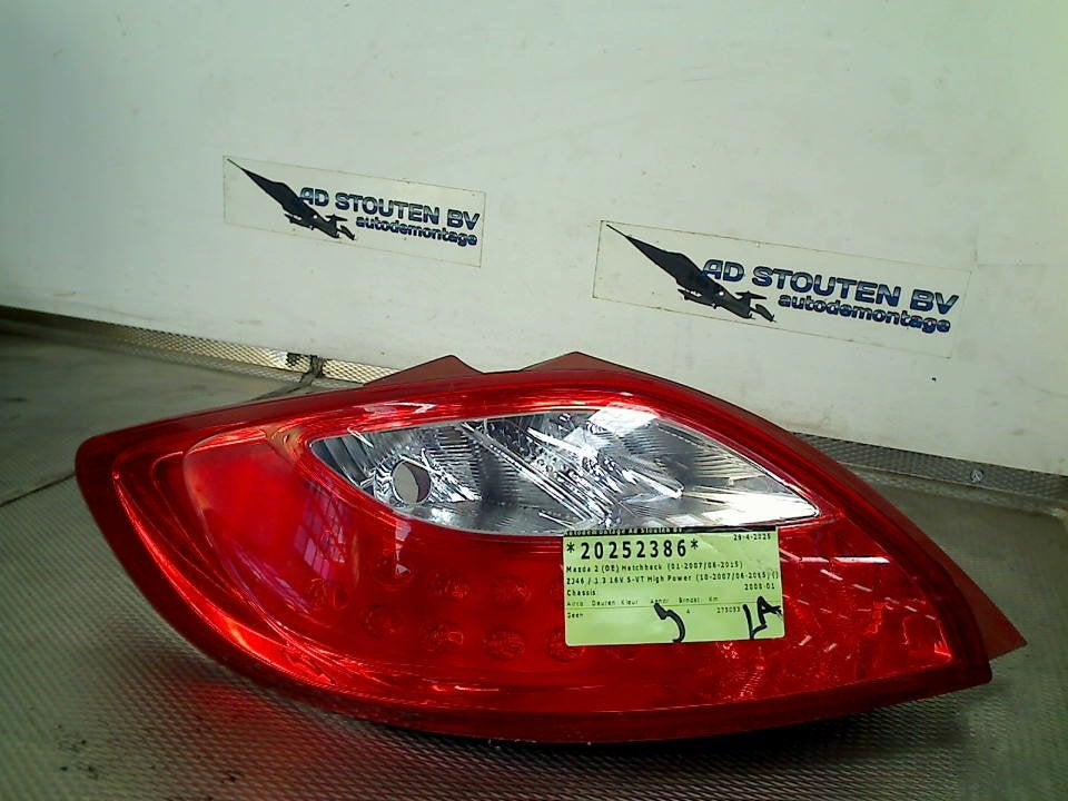 Achterlicht Links Mazda 2 (DE) (2007-10/2015-06) p5776l, Auto-onderdelen, Verlichting, Gebruikt, Hitdorfer Straße 73, Leverkusen 51371, , Duitsland