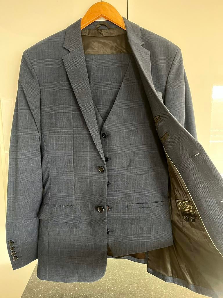 Mens suits, Kleding | Heren, Kostuums en Colberts, Zo goed als nieuw, Maat 46 (S) of kleiner, Blauw, Ophalen of Verzenden