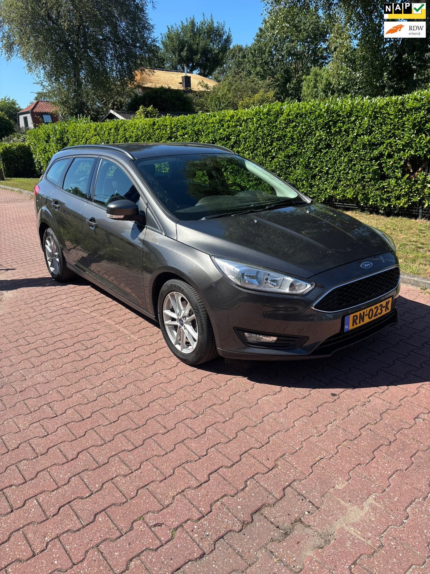 Ford Focus Wagon 1.0 Lease Edition NWE RIEM NAP APK!, Dealer onderhouden, 101 pk, Gebruikt, Euro 6