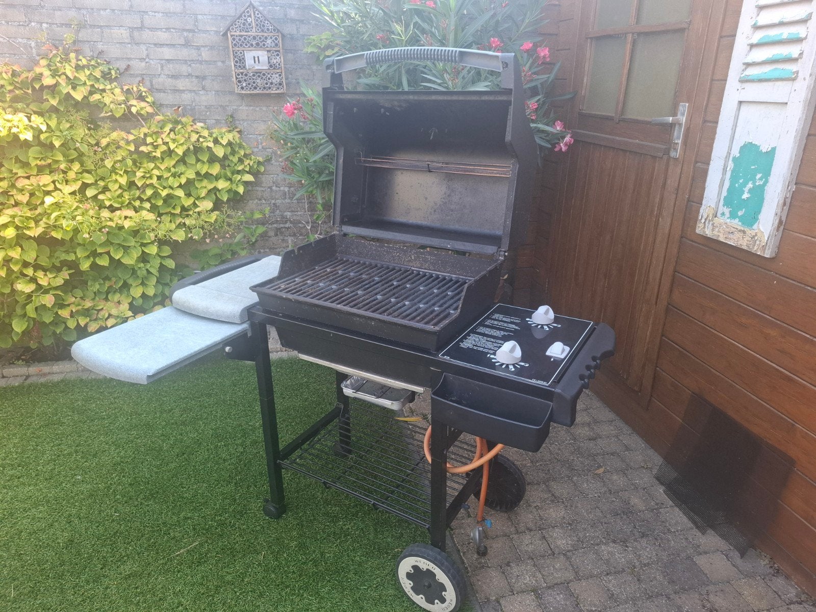 Weber Genesis Silver A Gasbarbecue met Hoes, Ophalen, Gebruikt, Weber