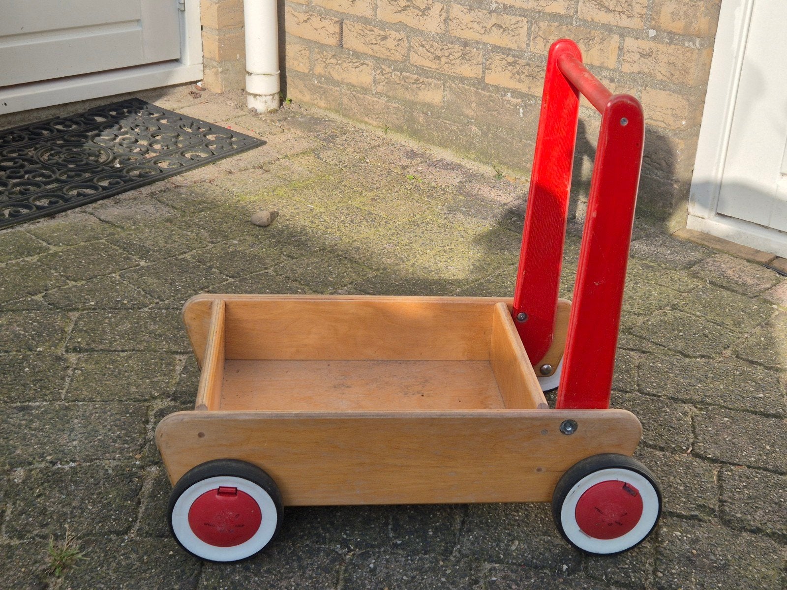 Houten loopwagen van Van Dijk, Kinderen en Baby's, Speelgoed | Houten speelgoed, Ophalen, Gebruikt, Duw- of Trekspeelgoed
