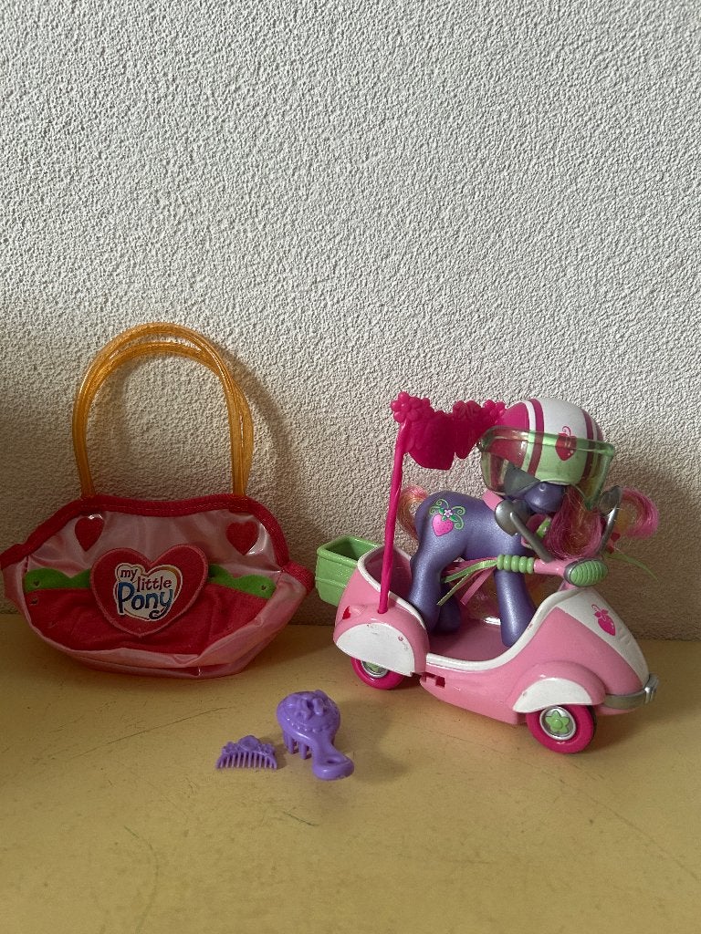 My Little Pony G3 Bumbleberry Scooter Set (2004), Ophalen of Verzenden, Gebruikt